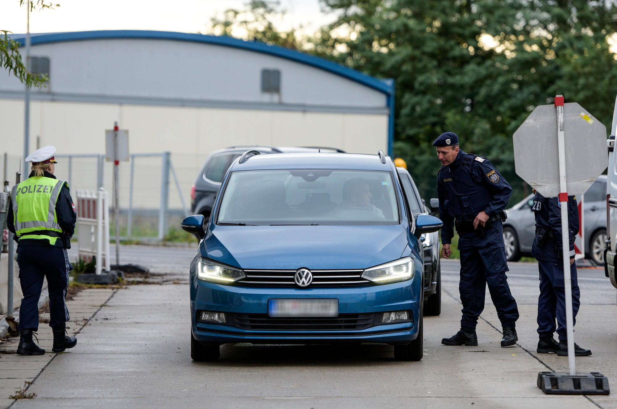 Dočasné policajné kontroly na rakúsko-slovenských hraniciach.