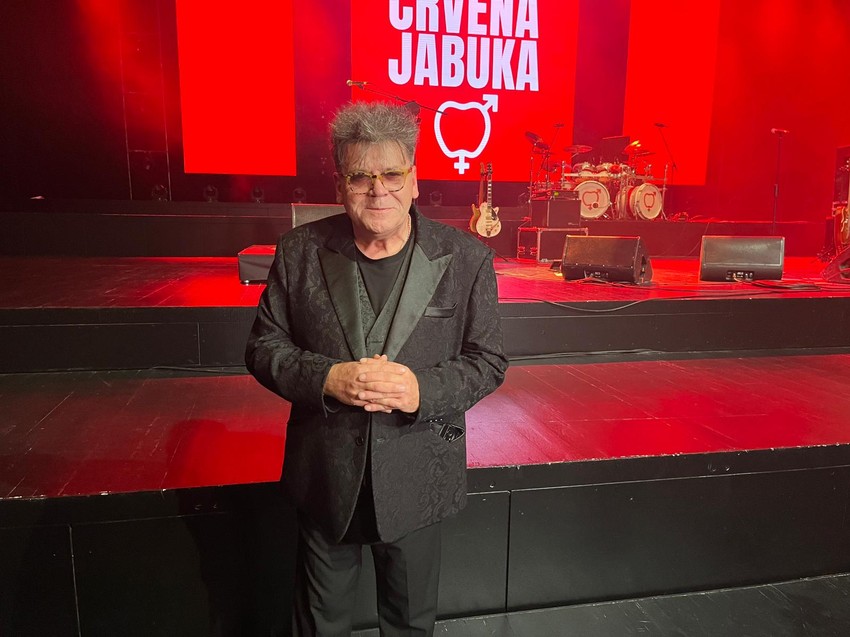 Crvena jabuka - koncert