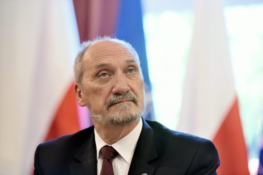 Antoni Macierewicz i jego żona byli internowani w stanie wojennym