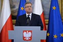 Komorowski śpi i ma kiepską pamięć. Kpią z prezydenta w spocie. WIDEO