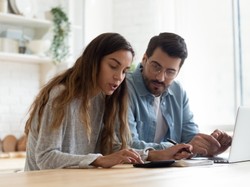 TAK będziemy zarządzać swoimi budżetami w tym roku. Zbadano, jakie finansowe postanowienia mają teraz Polacy