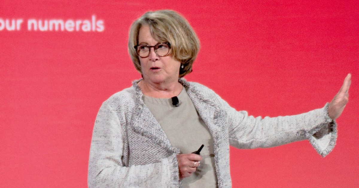 A former Netflix exec shares 3 simple questions to ask yourself if you ...