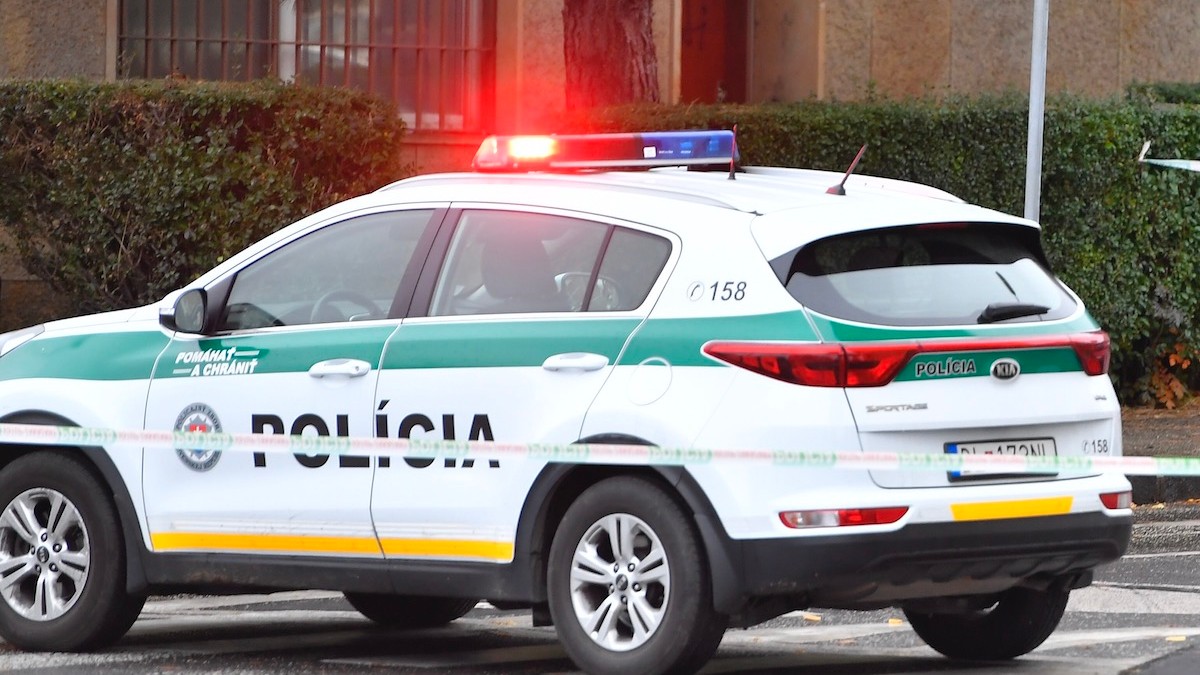 Policajné auto - ilustračná fotografia