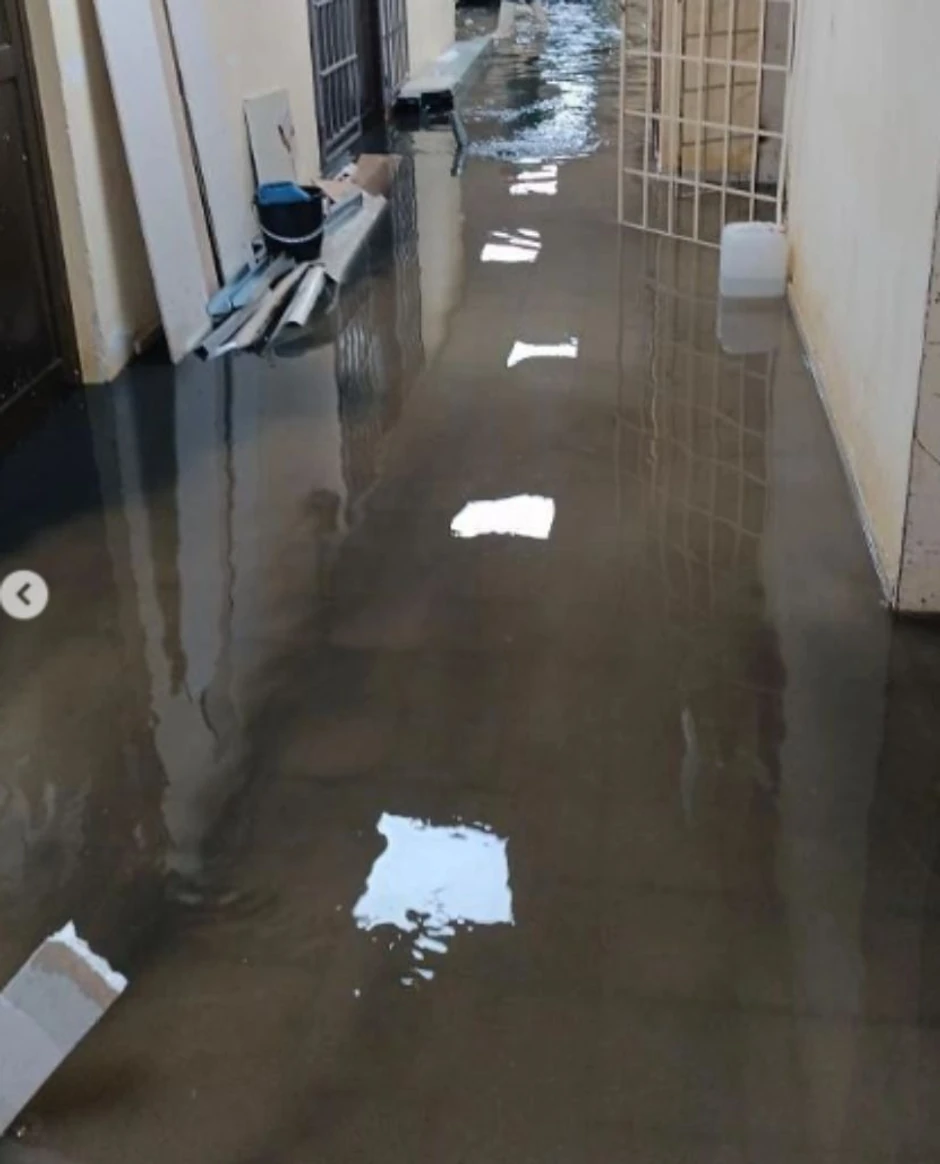 Hodnik  preplavljen vodom KC Kragujevac