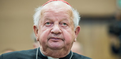 Kardynał Dziwisz odpowiada na zarzuty