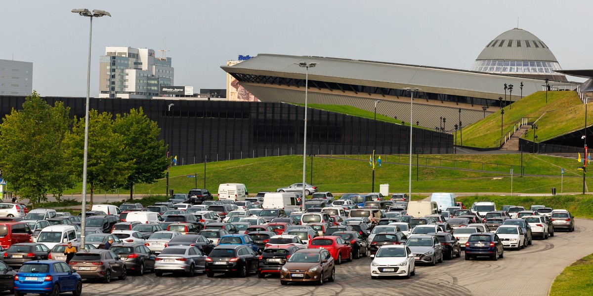 Płatny parking w Strefie Kultury w Katowicach. 