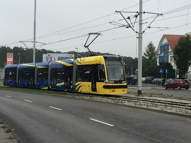 Jeden z tramwajów Swing, który kursuje po Toruniu. Źródło: materiały prasowe.