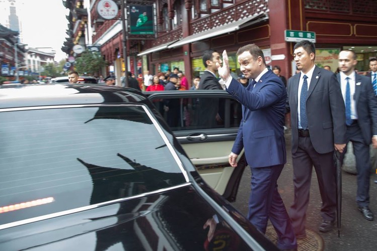 Hongqi L5 i Andrzej Duda