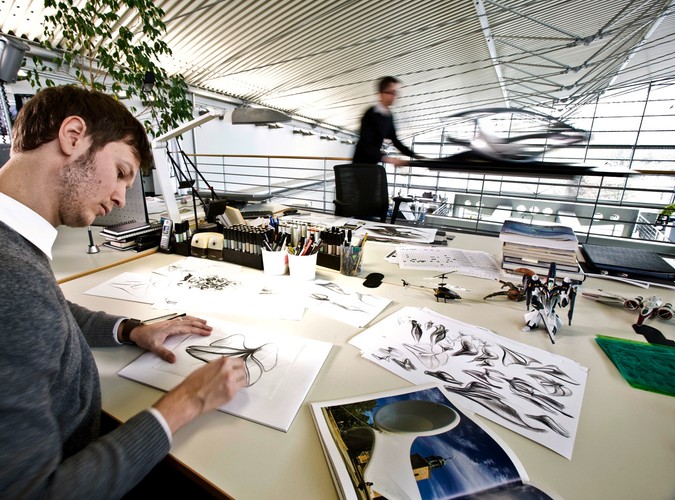 Rzeźba o nazwie Mercedes-Benz Aesthetics No. 2 to idea, która przybrała widzialny kształt.