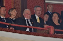 Brytyjskie media biją w Wałęsę. Dostaje się też Polakom