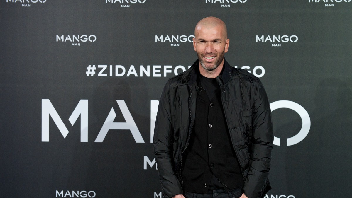 Zinedine Zidane, były francuski piłarz grający między innymi w Juventusie Turyn czy Realu Madryt, został twarzą znanej marki odzieżowej. Sportowiec został ambasadorem Mango.