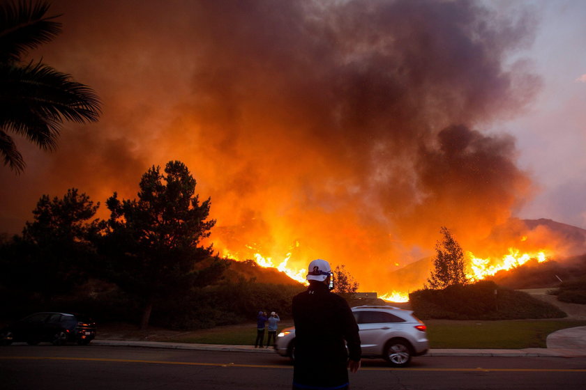Ogromny pożar w Kalifornii. Ewakuowano 60 tysięcy mieszkańców