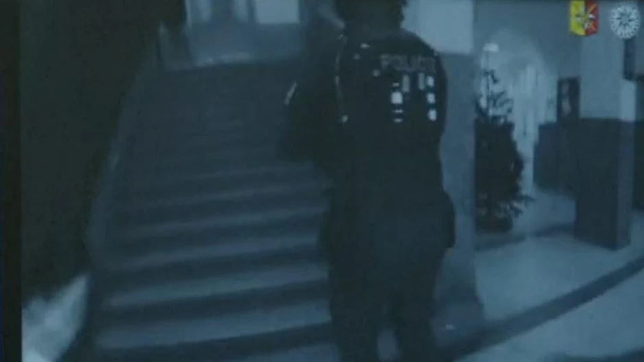 Snimak napada u Pragu sa policijski kamera