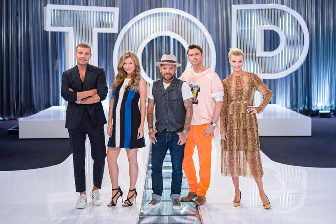 Dawid Woliński, Joanna Krupa, Michał Piróg, Marcin Tyszka i Kasia Sokołowska na planie programu "Top model"