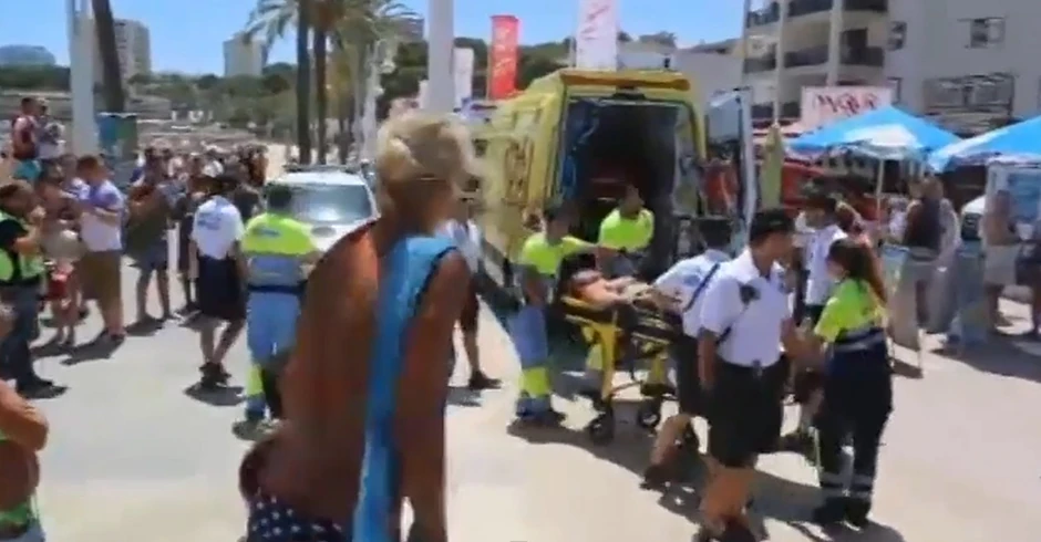 Hitna pomoć odvodi vezanog "ljudoždera"