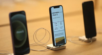 iPhone 12 groźny dla człowieka? Francuzi zakazali sprzedaży tego modelu