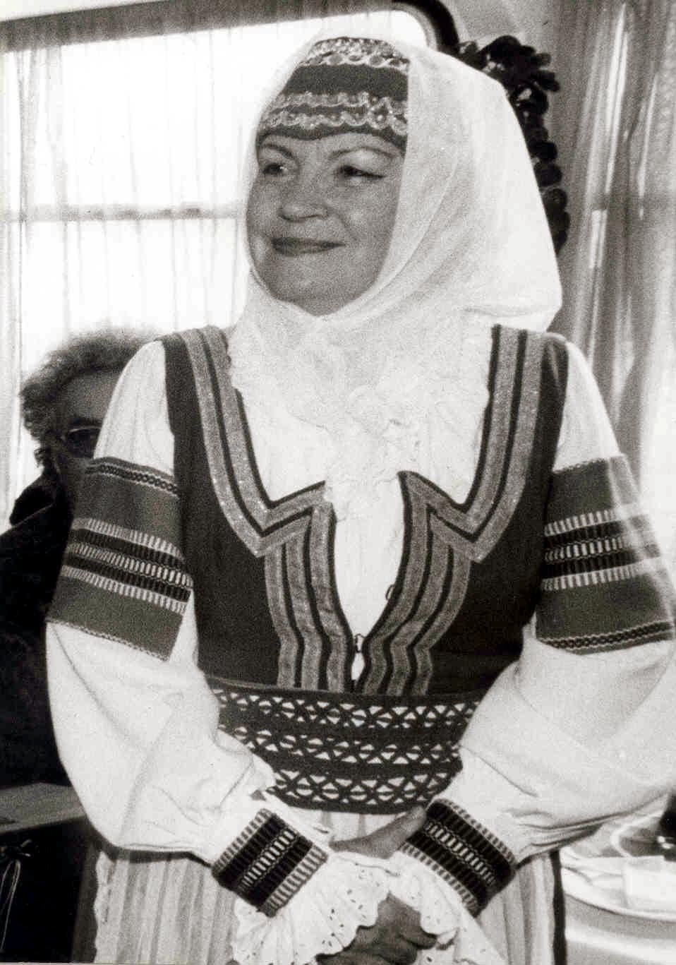Speváčka ľudových piesní, dlhoročná rozhlasová redaktorka a etnografka Darina Laščiaková. 