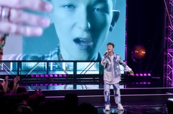 Marcin Maciejczak odświeża cover Conchity Wurst