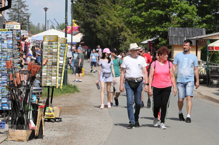 Turyści podczas długiego weekendu w Zakopanem