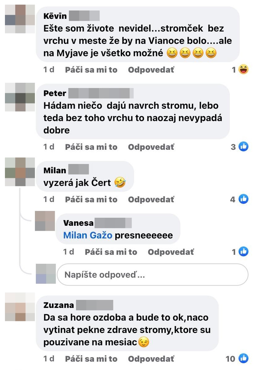 Vianočný stromček v Myjave rozdelil ľudí na dva tábory.