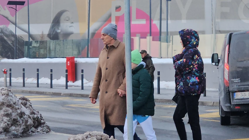 Bane Tomašević sa porodicom