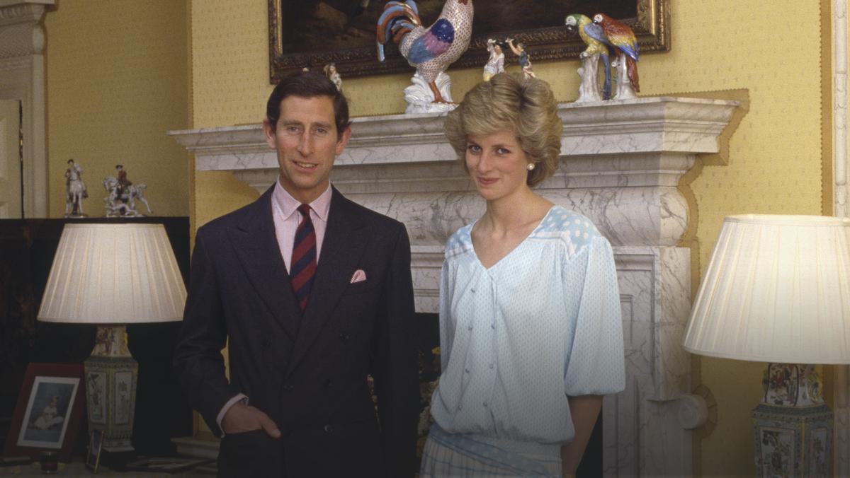 Książę Karol i księżna Diana w Pałacu Kensington