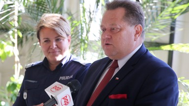 Wiceminister Zieliński odwiedził policjantów z Giżycka