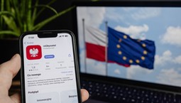 mObywatel do kosza? Ministerstwo informuje, eksperci analizują