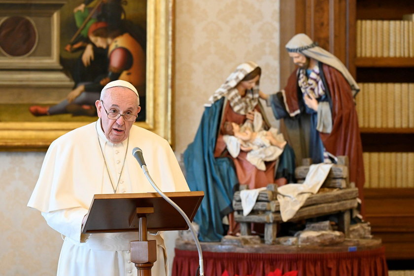 FILE PHOTO: Pope Francis joins inter-religious prayer service for peace in Rome church