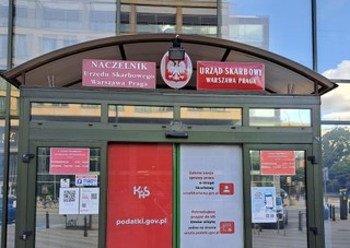 Jak 10 listopada 2025 r. załatwić sprawę w urzędzie skarbowym?