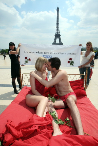 FRANCE-ANIMALS-PETA-PROTEST