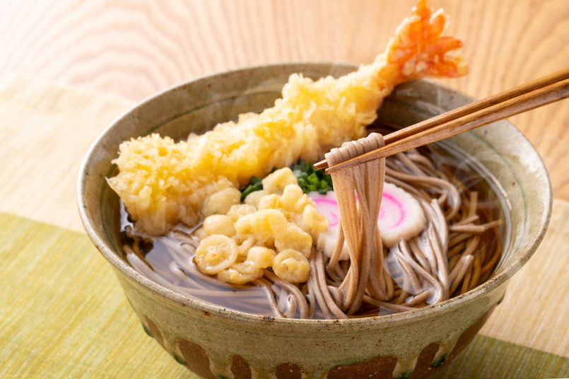 Eat,Shrimp,Soba,At,A,Japanese,Soba,Shop