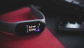 Die beliebtesten Fitnesstracker im Vergleich: Auch günstig ist gut
