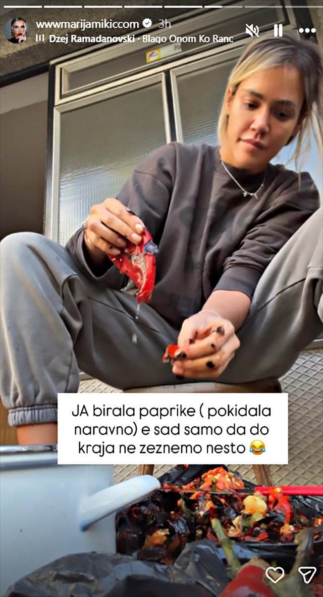 Marija Mikić sprema zimnicu