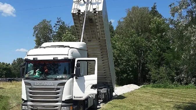 Nie żyje kierowca ciężarówki, który został porażony prądem