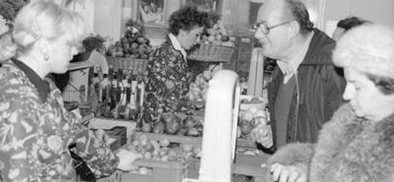 243 bochenki chleba za jedną pensję. Ceny w Polsce w 1989 roku [30LatWolności]