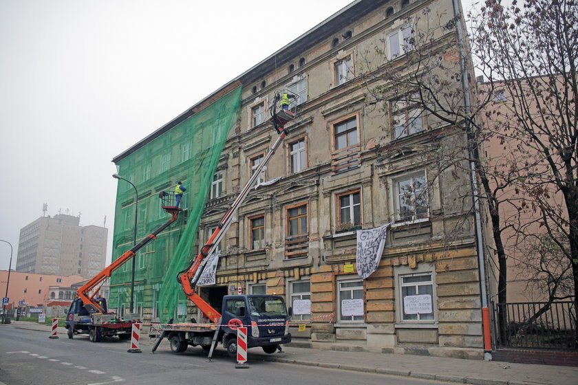 Dramat mieszkańców kamienicy przy Wólczańskiej 43 trwa 