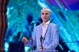 Raper Mata zatrzymany za posiadanie marihuany. Młodzieżówka Lewicy i PO prowadzą akcję "#freeMata