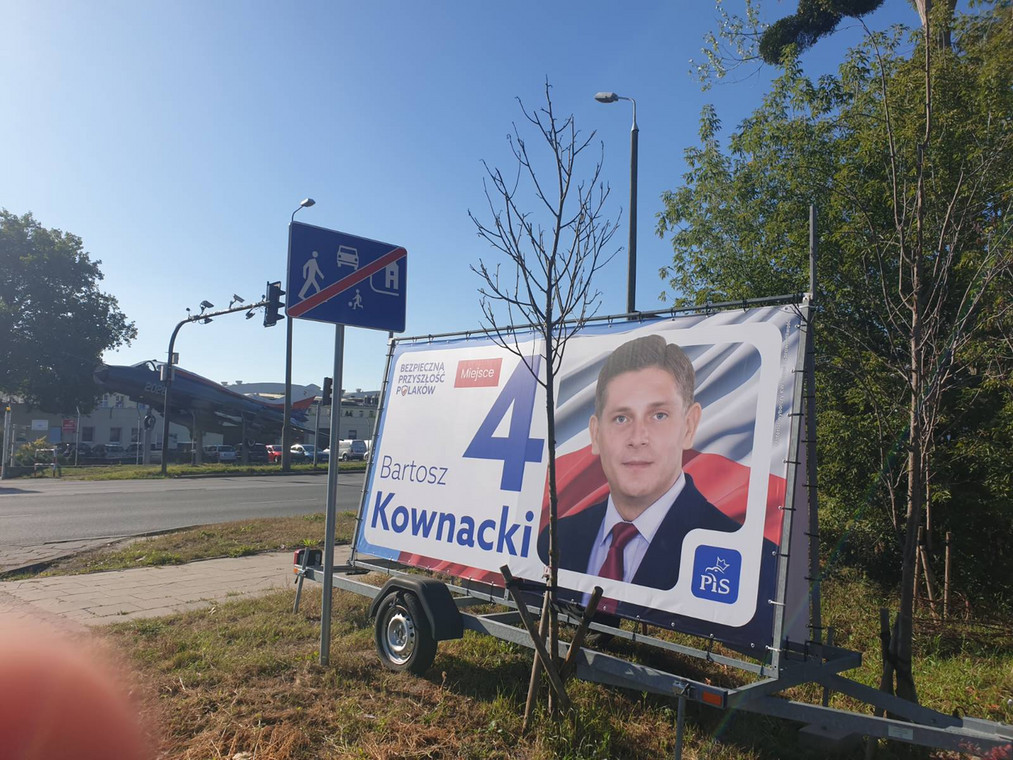 Plakat wyborczy Bartosza Kownackiego w Bydgoszczy.