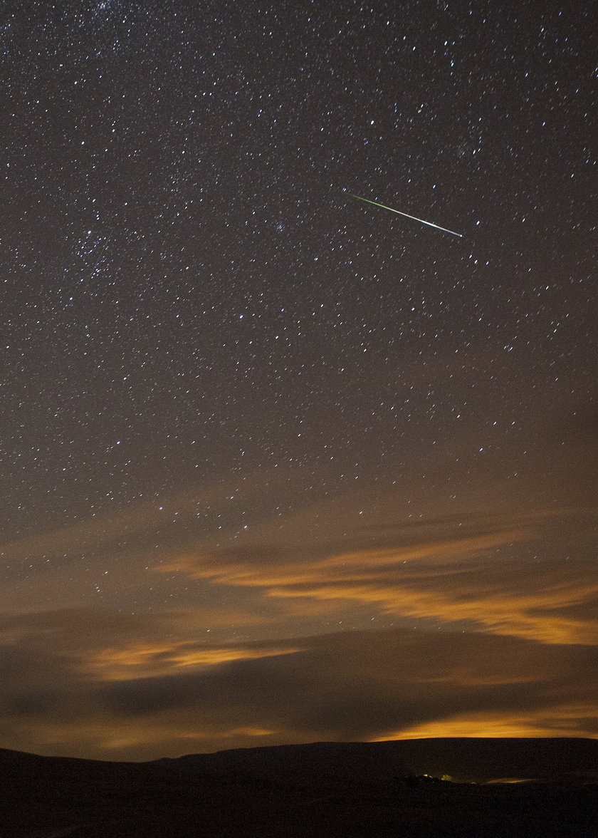 Zobacz rój Perseidów