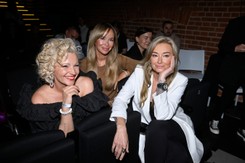 Paparazzi przyłapali Martynę Wojciechowską na plaży. Podróżniczka ostro zareagowała [FOTO]