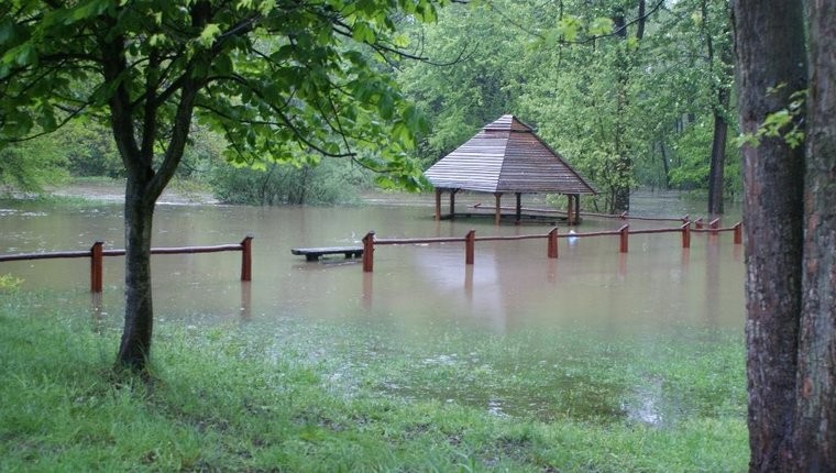 WODA NIE ZNA ŻADNYCH GRANIC