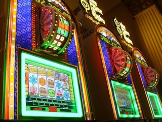 Firmy hazardowe pozwały Skarb Państwa o miliony złotych