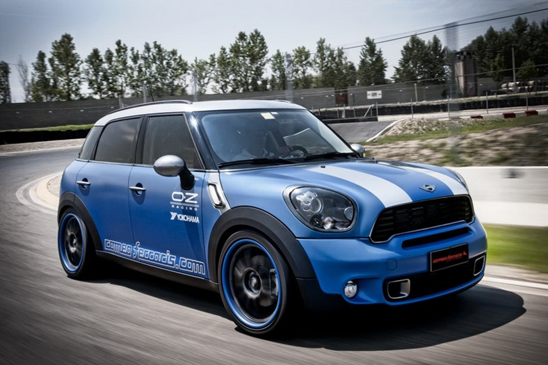 Mini Countryman od Ferrari