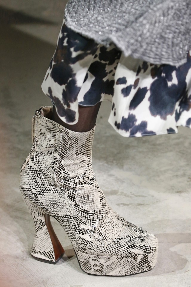 Buty z pokazu Alexy Chung, London Fashion Week