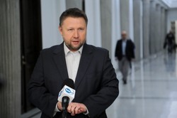 Posłowie KO: PiS chce ukraść Polakom wolne, niezależne wybory