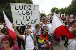 W Białymstoku rozpoczęła się manifestacja "Polska przeciw przemocy"
