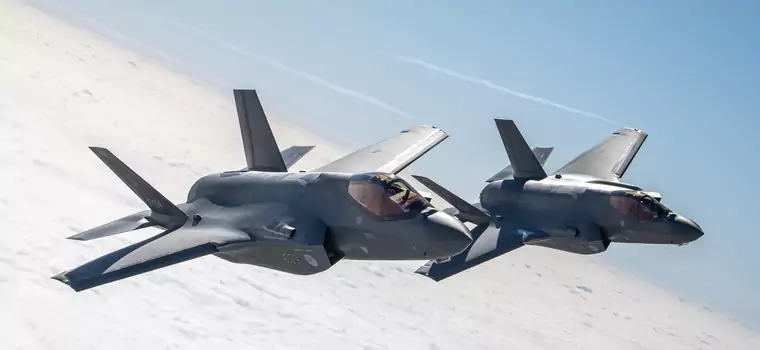 F-35 na polskim niebie. MON pokazał niesamowite zdjęcia myśliwców