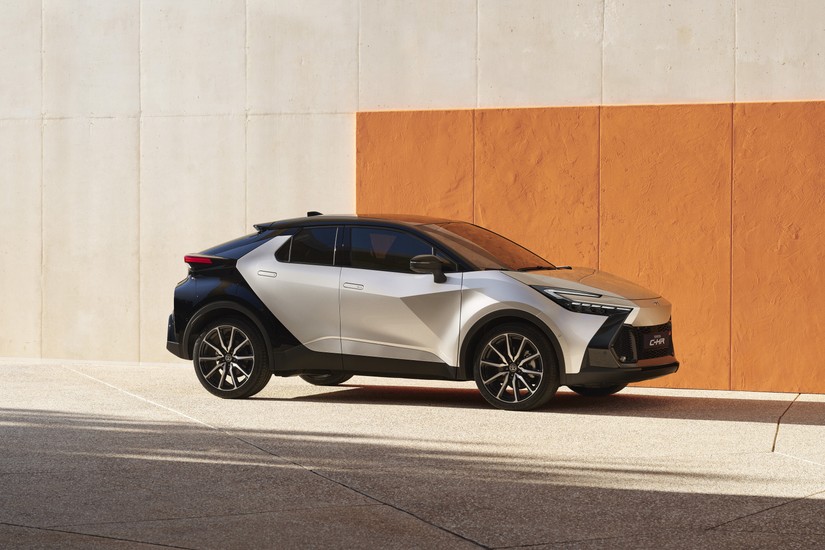 Toyota C-HR - zdjęcie poglądowe