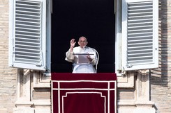 Papież: Homoseksualizm nie jest przestępstwem. Grzechem są dyskryminujący biskupi